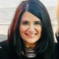 Chene Gear Employee Cindy Parolli's profile photo