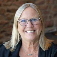 Raven Industries Employee Laura Vostad's profile photo