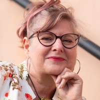 Kristen Wright Email & Phone Number