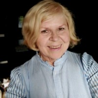 Eeva Oinonen Email