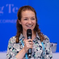 Lisa Andrews Email