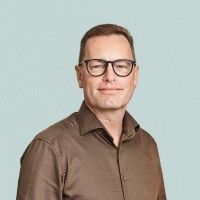 Lars Thøstesen Email