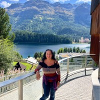Arianne Honkamp Email & Phone Number