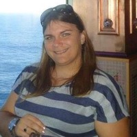 Kari Wolfe Email & Phone Number