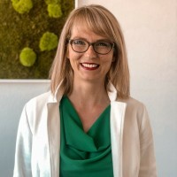 Katharina Oberascher Email