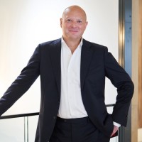 Vincent van Houten Email & Phone Number