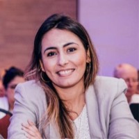 Aline Mendonça Email & Phone Number