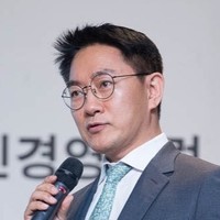 Simon Park Email & Phone Number