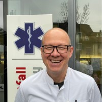 Med. Weirauch Email