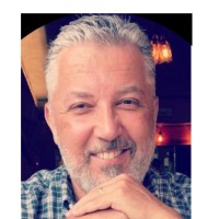 E-mail e número de telefone de Hudson de Oliveira