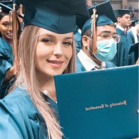 Clean In Between Employee Samantha Cook's profile photo