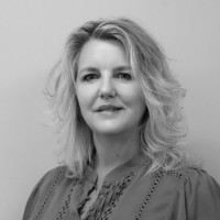 Louise Stuart Email