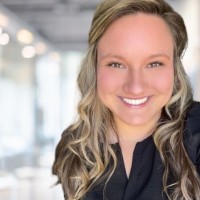 GeniusVets Employee Emily Peck's profile photo