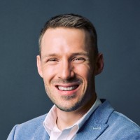Dominic Ernst Email