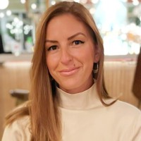 Paradigm Public Relations Employee Hilary Scullion's profile photo