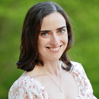 Elizabeth Hyska Email