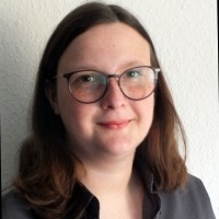 Lara-Maria Schmitgen Email