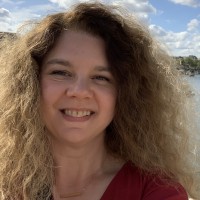 Kim Maxwell Email & Phone Number