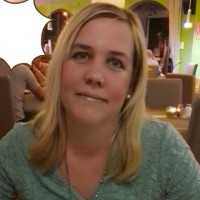Eva Roberts Email