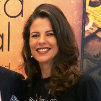 Letícia Barbosa Email