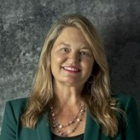 Stacey Kusters Email & Phone Number