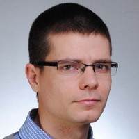 Ákos Marinki Email