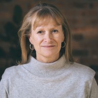 Lesley Gulliver Email & Phone Number