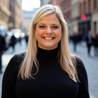 Kirsten Ulfig Email & Phone Number