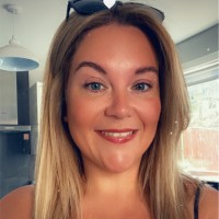 Samantha Knight Email