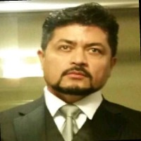 Roberto Vilchis Email