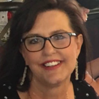 HomeSmart Employee Vicki Salono's profile photo