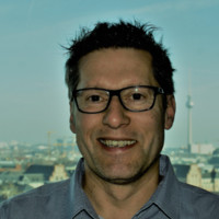 Michael Hölzinger Email