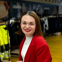 Jennifer Wüst Email