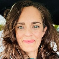 Lindsey Banning Email