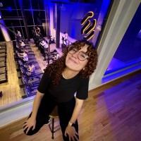 Daniela González Email