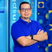 Oscar Magaña Email