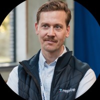 Robin Jørgensen Email