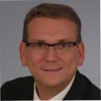 Matthias Wienand Email