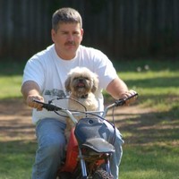Self-employed Employee Mitchell Bennett's profile photo