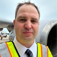 United Airlines Employee Caleb Easterwood's profile photo