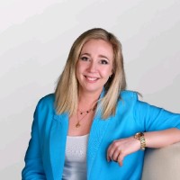 Carolin Valenca Email