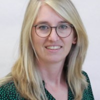Julia Molitor Email