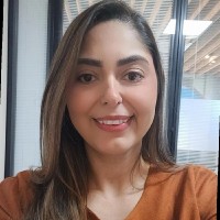 Leiliane Toni Email