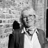 Lisbeth Krogslund Email