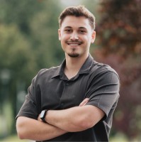 Daniel Ungureanu Email
