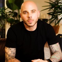 Avex E-commerce Employee John Surdakowski's profile photo