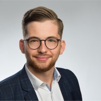 Maximilian Robisch Email