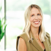 Brooks Running Employee Amanda Neil's profile photo