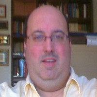 Robbie Combs Email & Phone Number