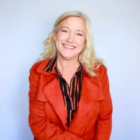 MKB, REALTORS® Employee Robyn Smeltzer's profile photo